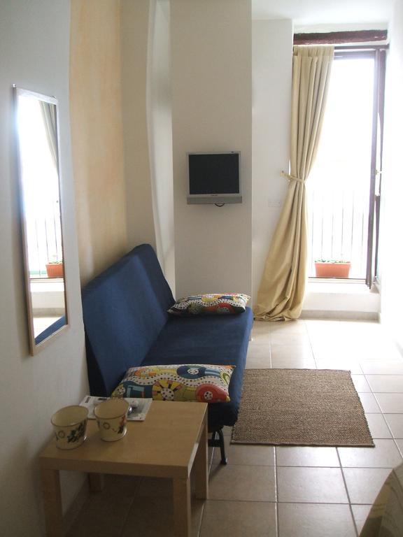 Borgo Antico Lägenhet Monopoli Exteriör bild